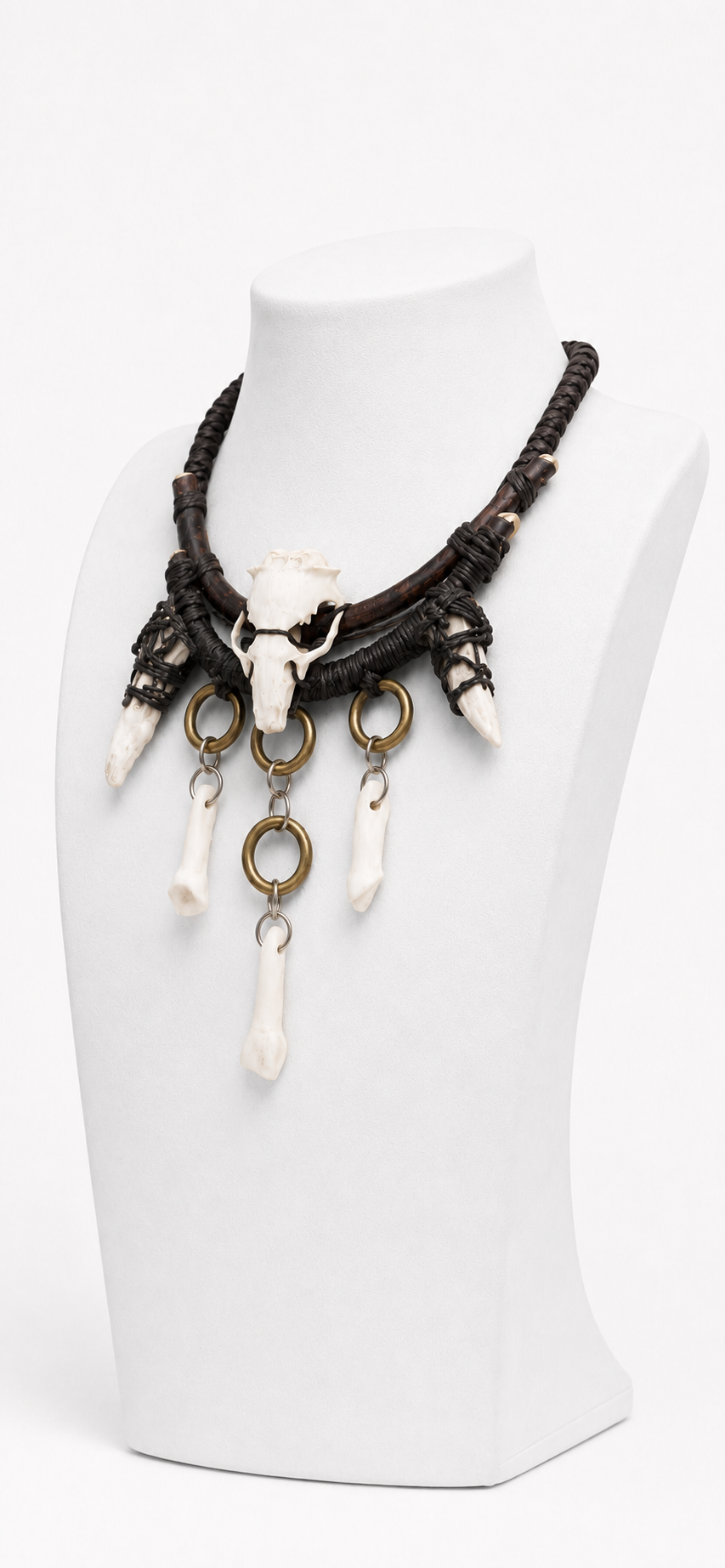 Tribal Resin Horse-Tooth Tassel Necklace | Strange Rope